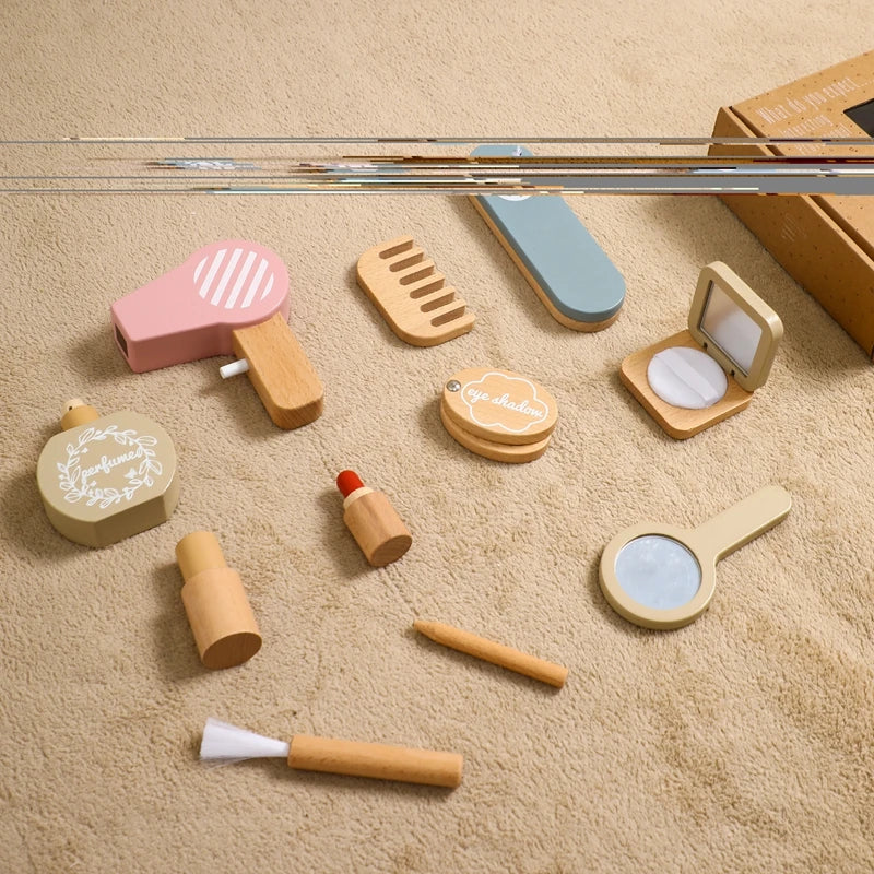 Girls Wooden Simulation Kid Makeup Set
