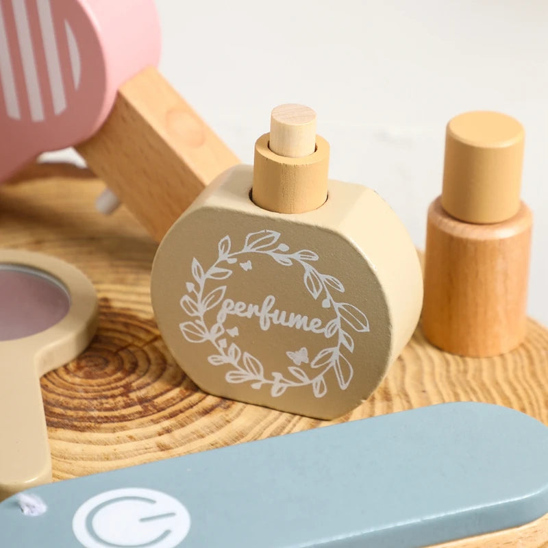 Girls Wooden Simulation Kid Makeup Set
